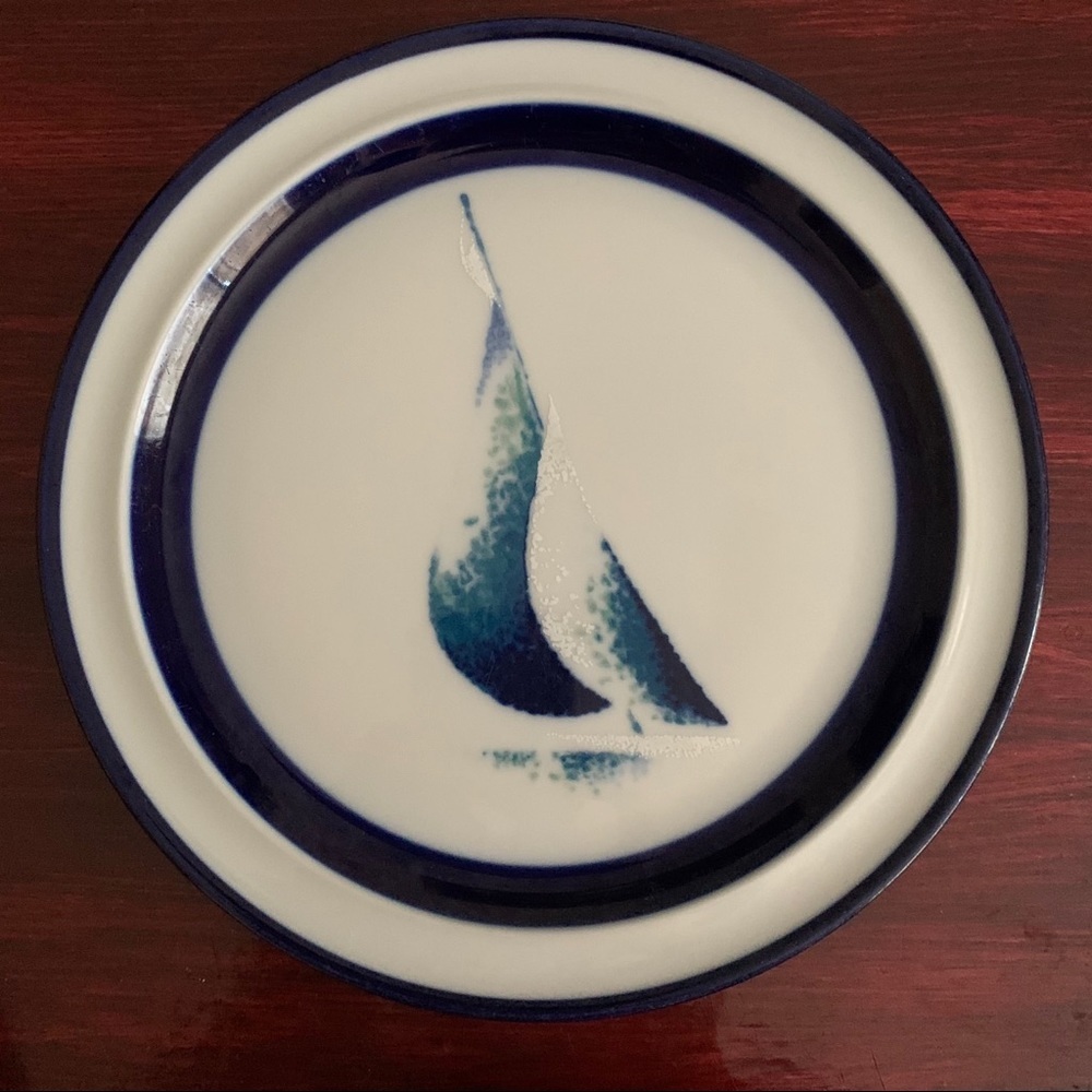 Set of 6 Noritake Running Free salad plates - Picture 3 of 8